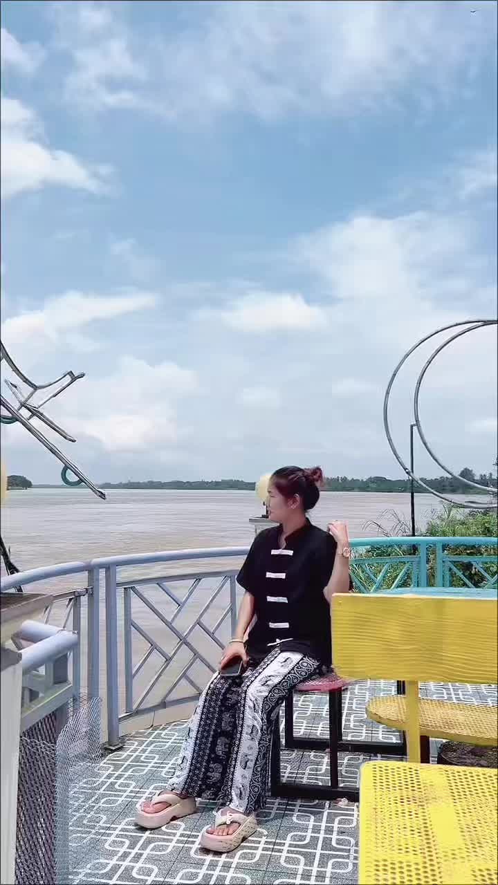 @Su Myat { ဘိုကလေးသူ😘😘😘 }
