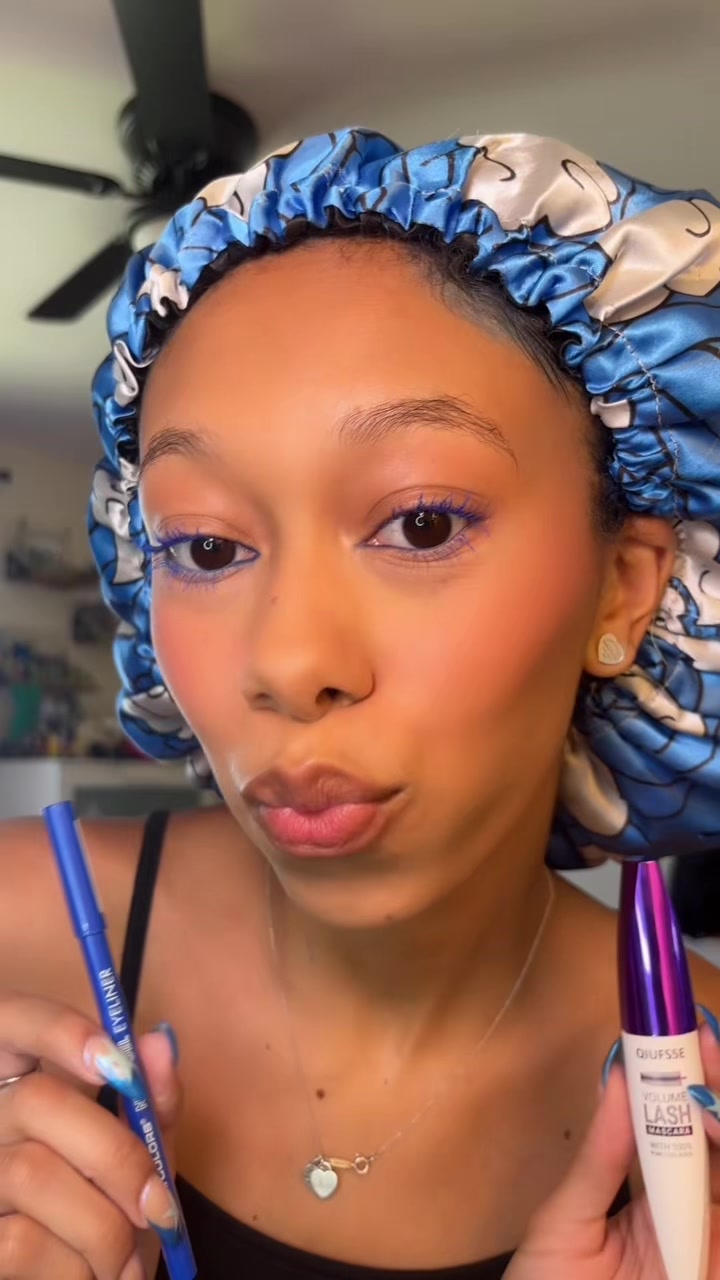 @AYSIA NICOLE