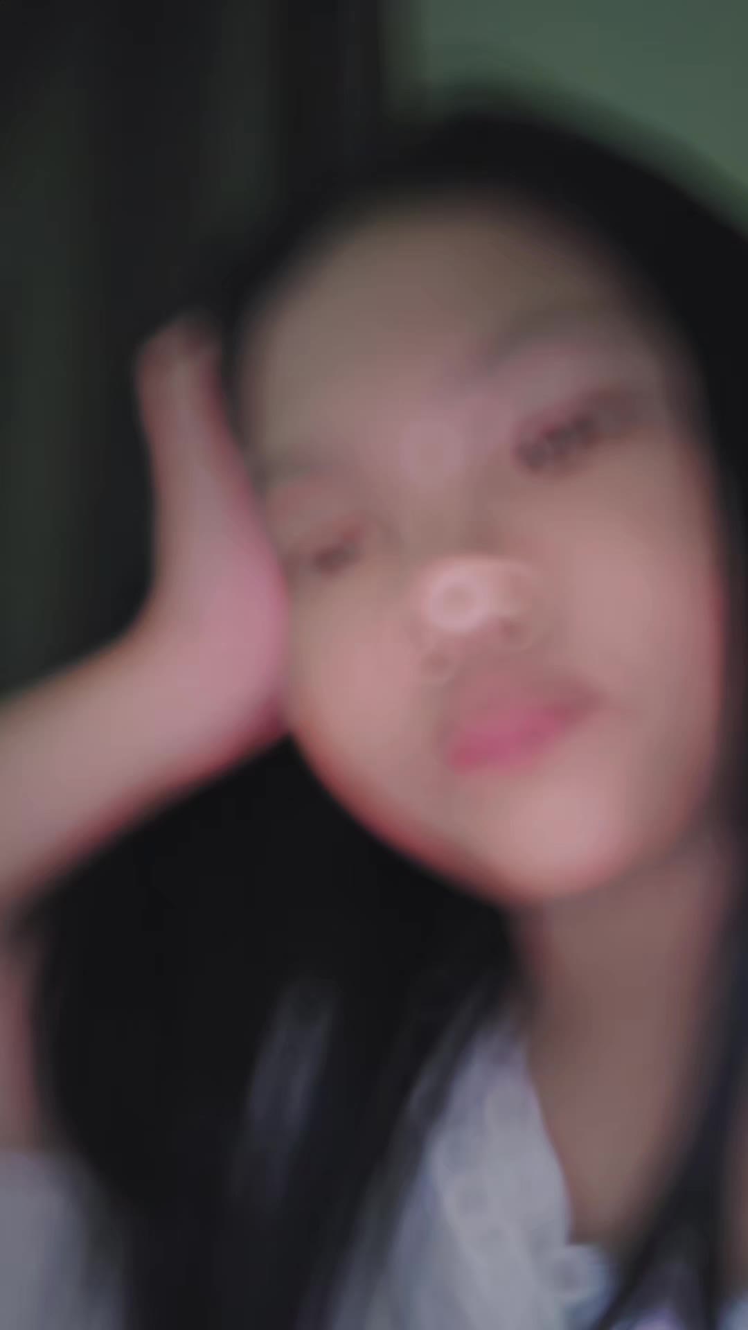 @ur_favgirl