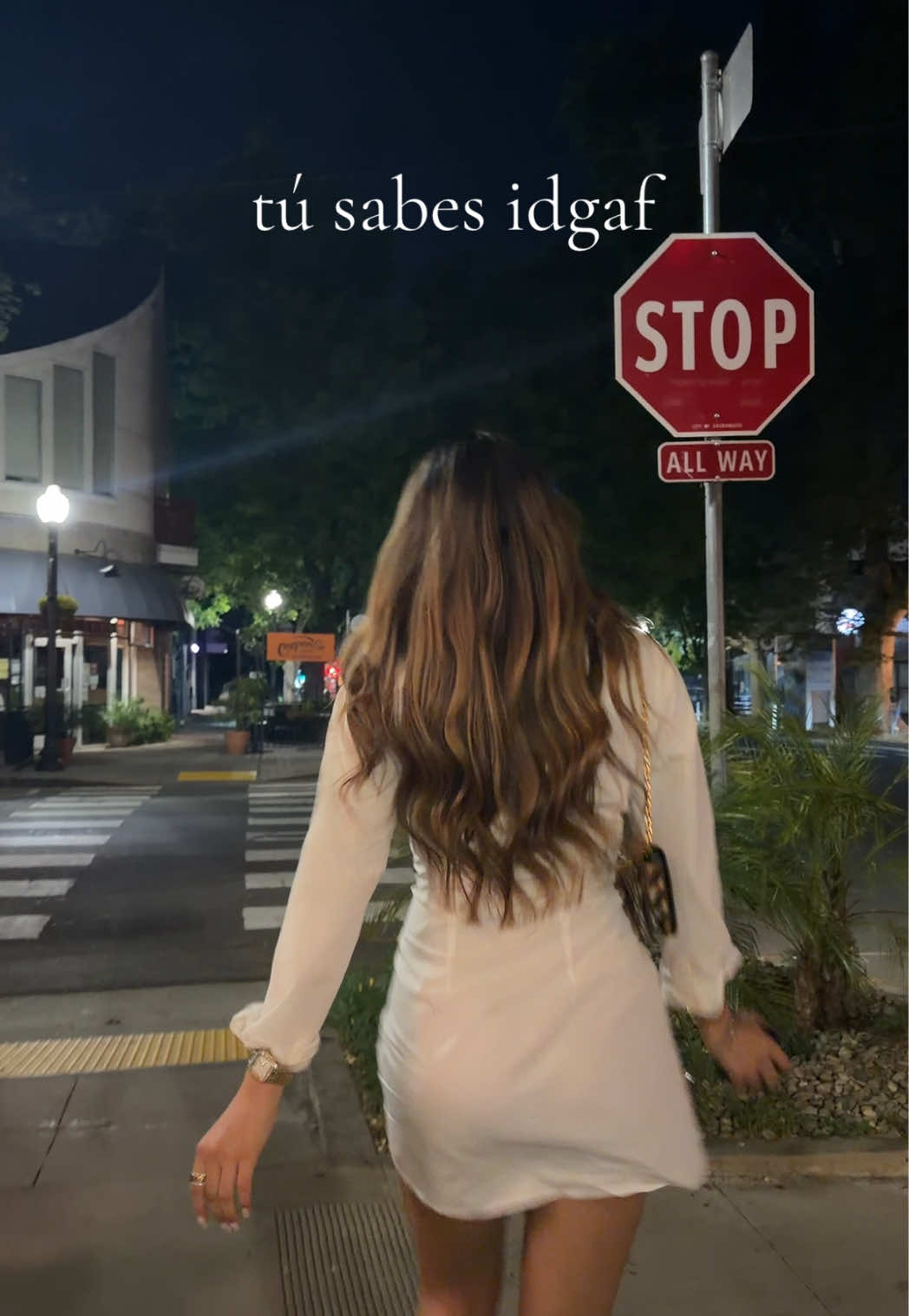@𝒩𝑜𝑒𝓁𝓈