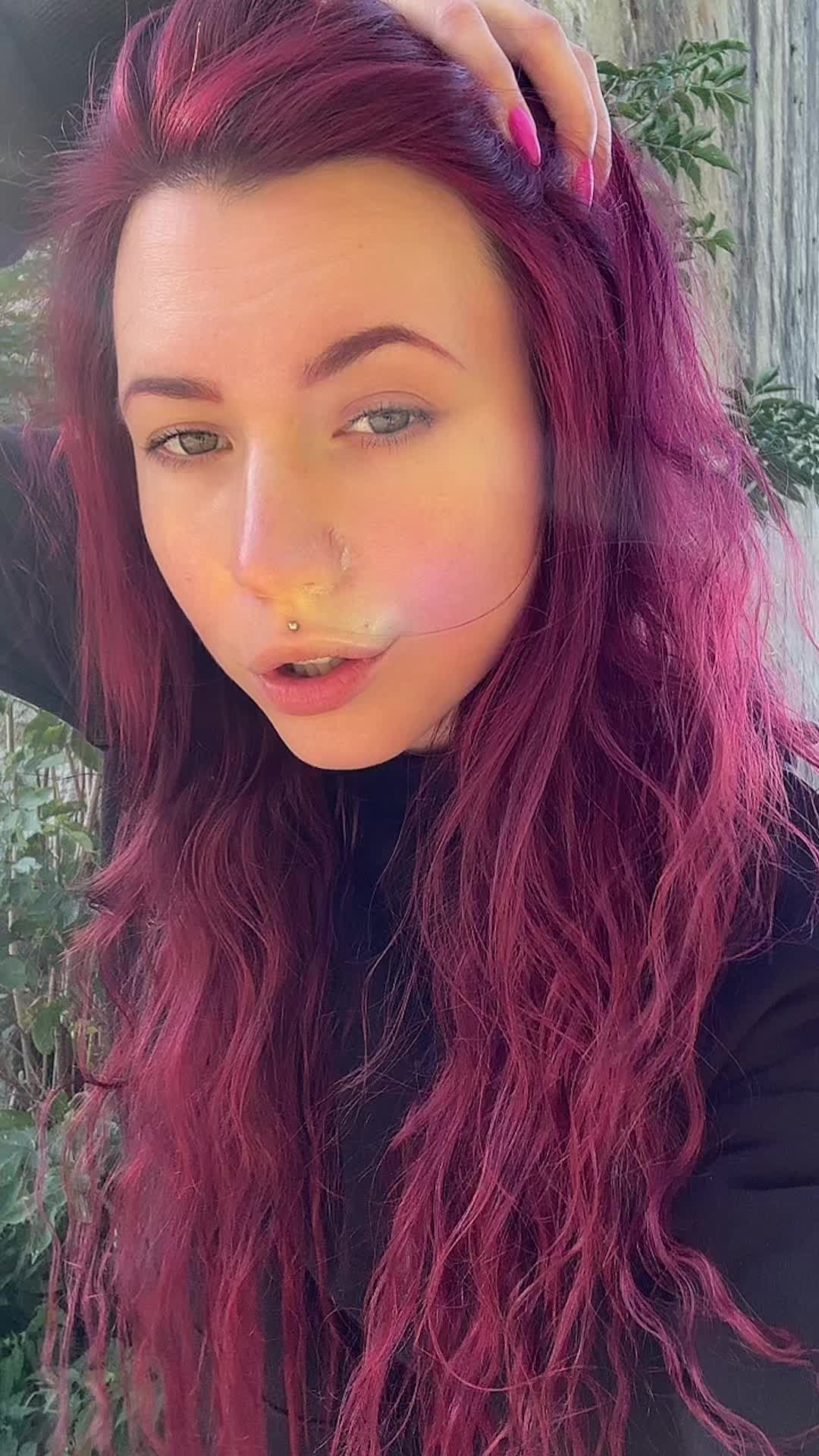 @Vera