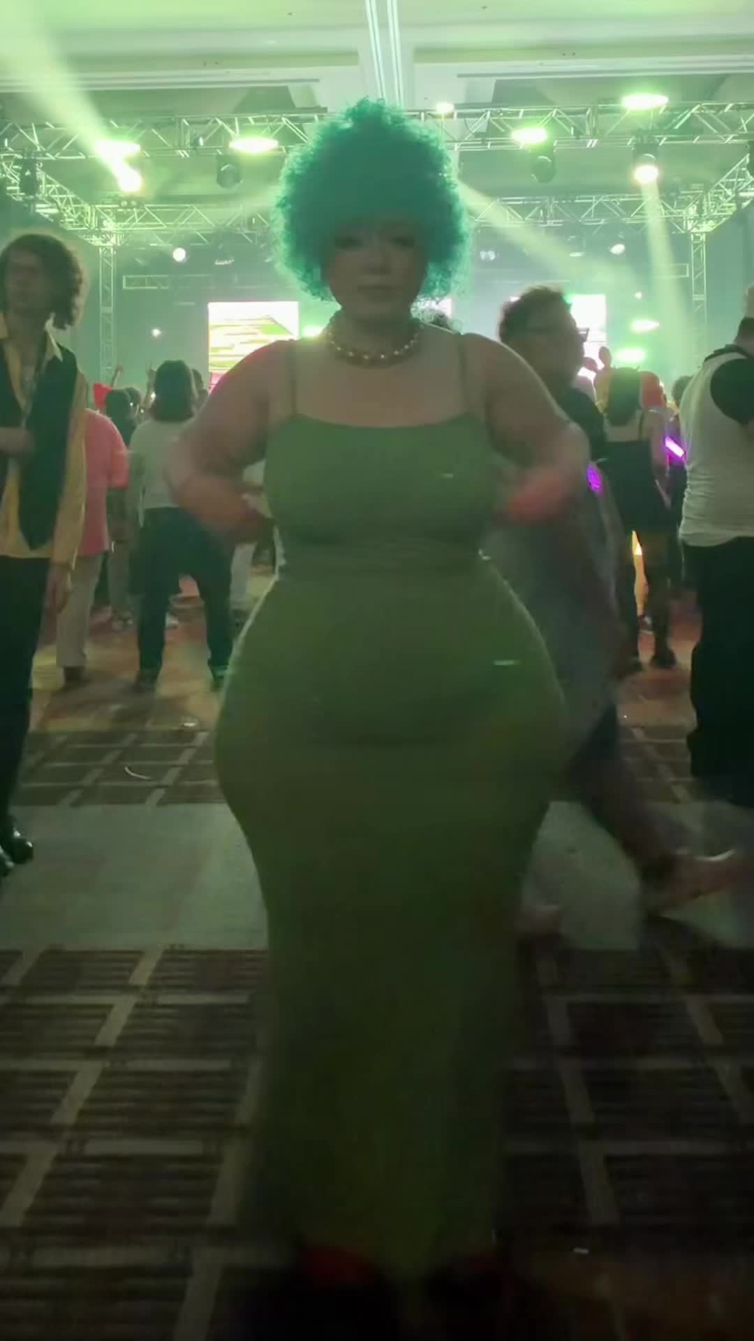 @zeezoubee