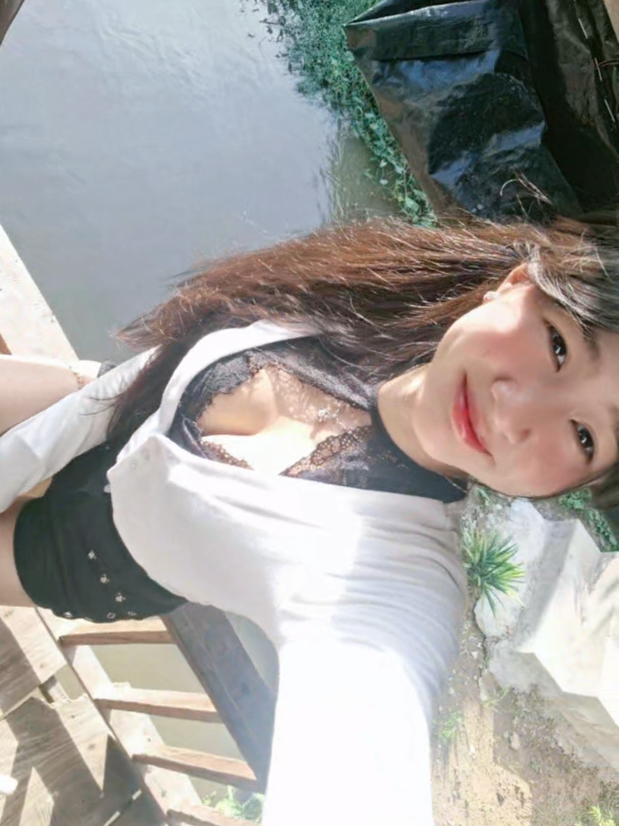 @Bích Hồng 🍇🌸🐱🪷