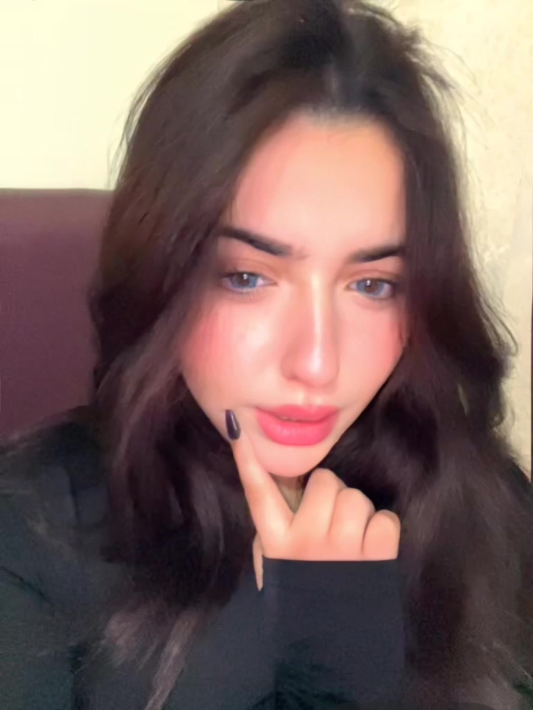 @Nina💕