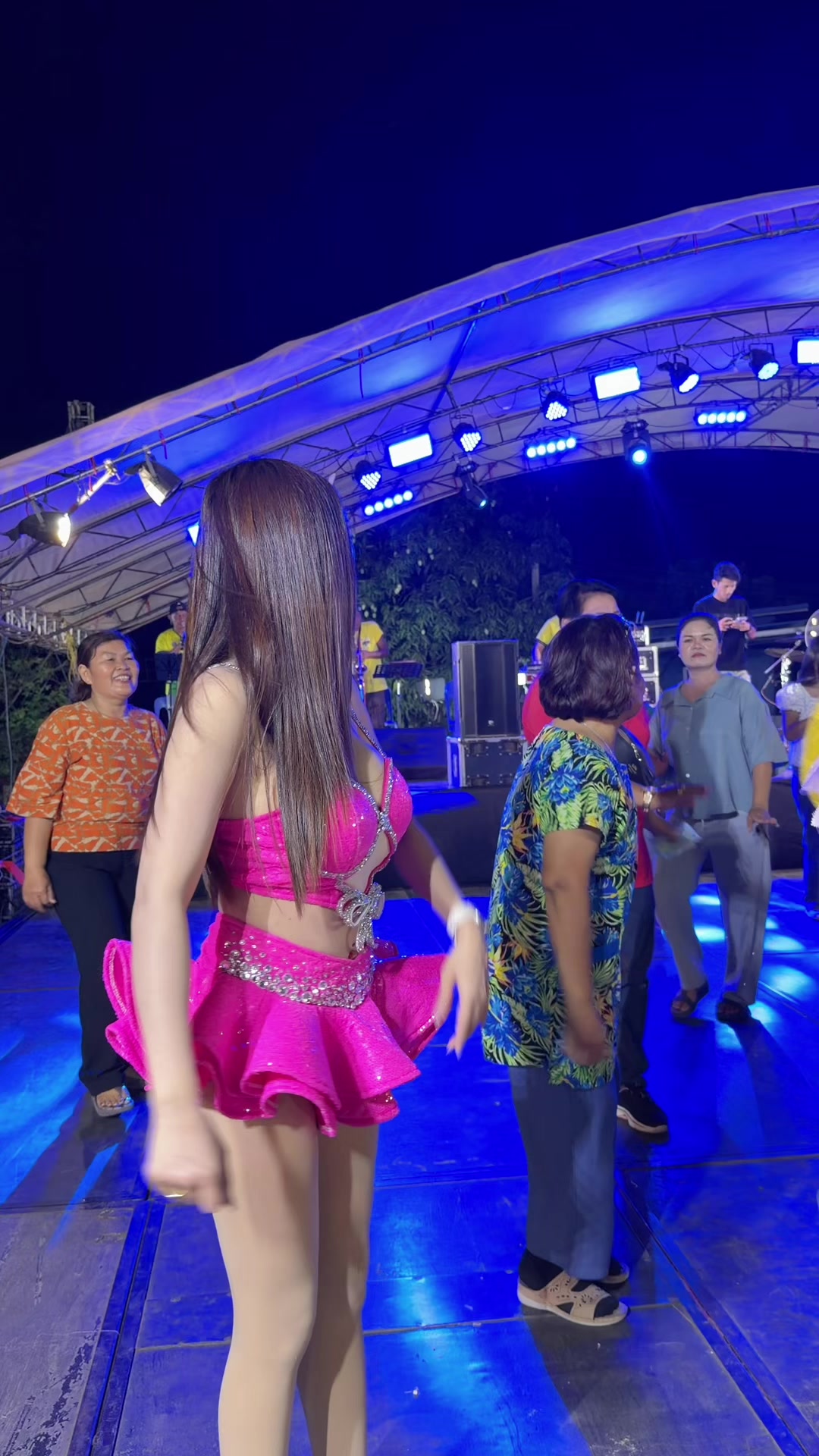 @น้องแอม แอม