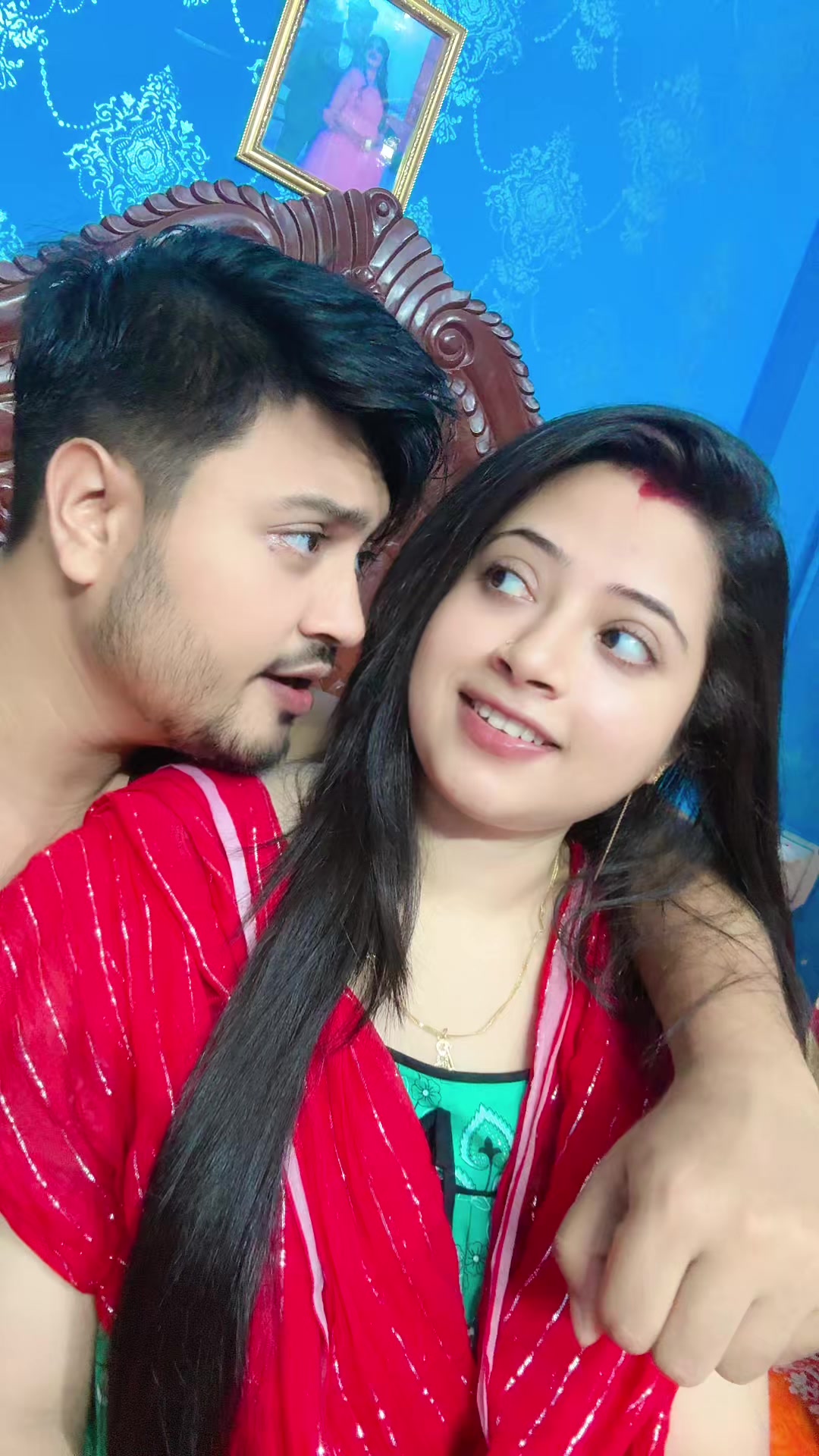@Smile~couple😍PRIYO❤️SWOSTIKA