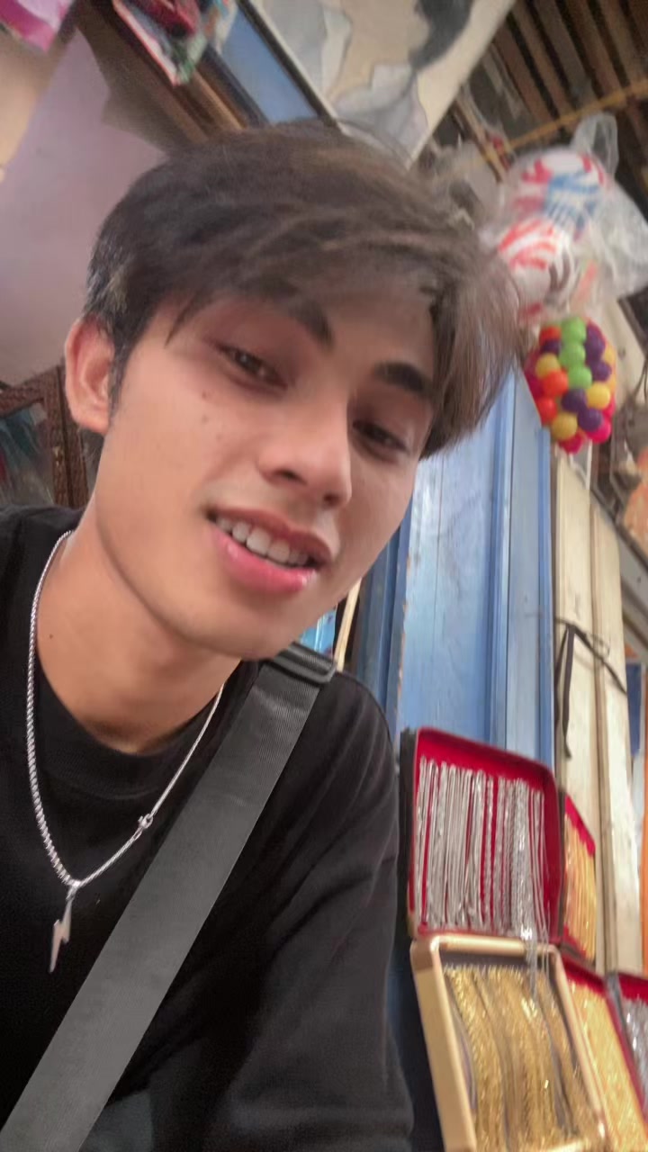 @VanLasax