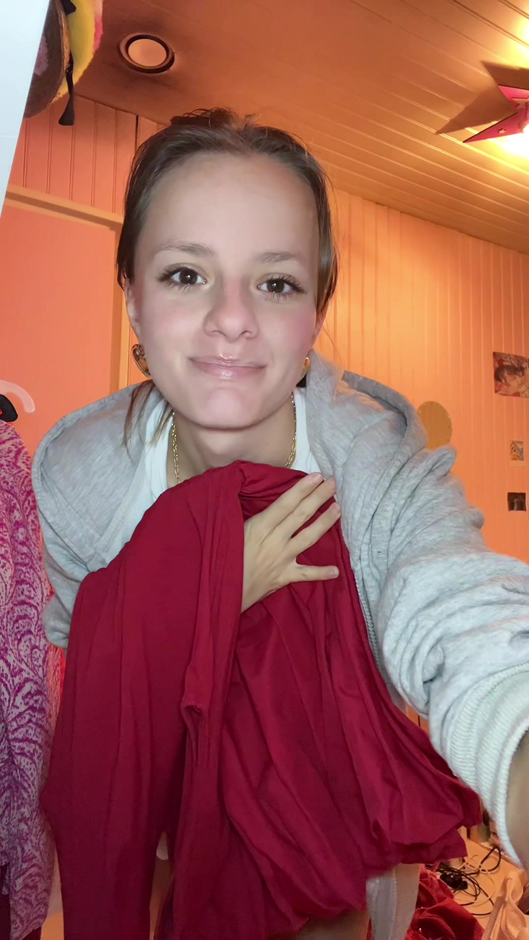 @Chlo ✨️
