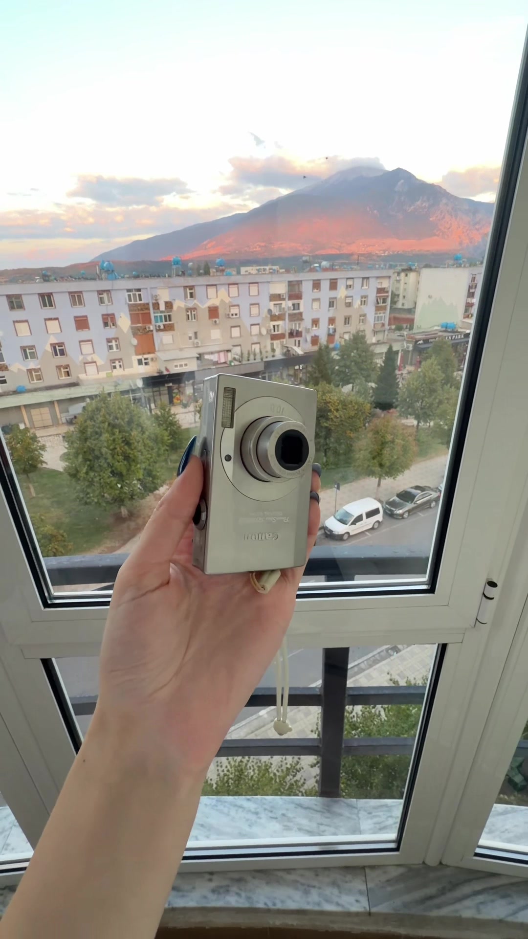 @retro.camerashop