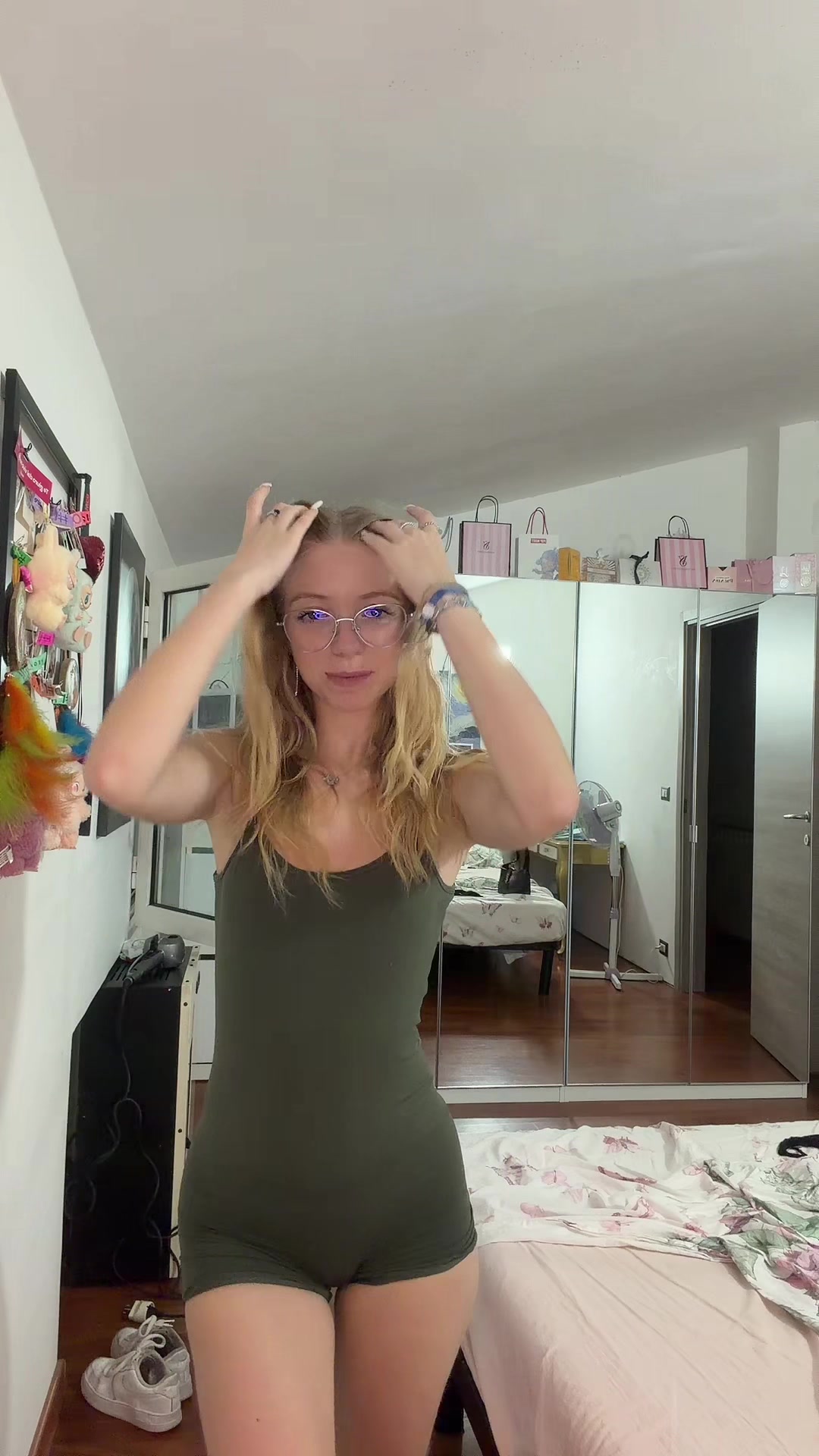 @ele🧸