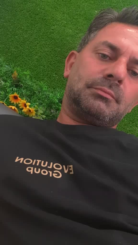 @DIAMOCI un TAGLIO