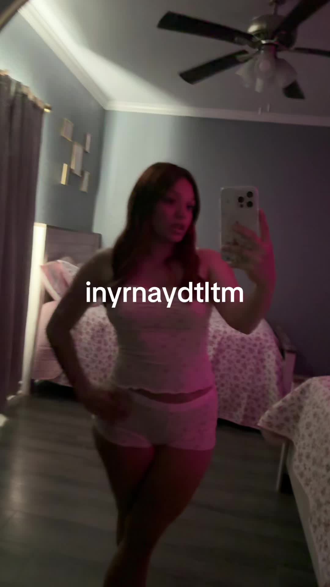 @⃟