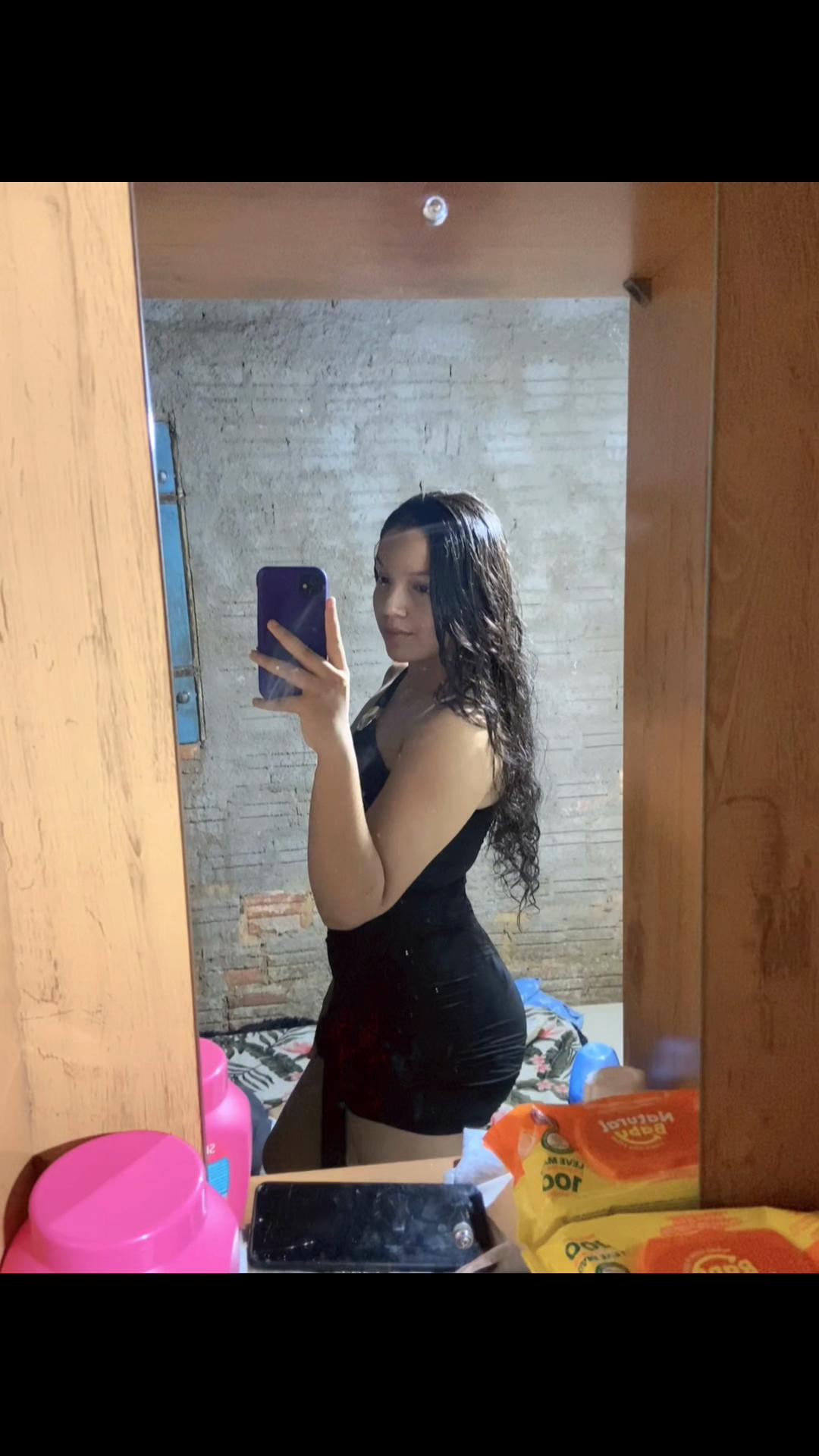 @Larissaxt_01
