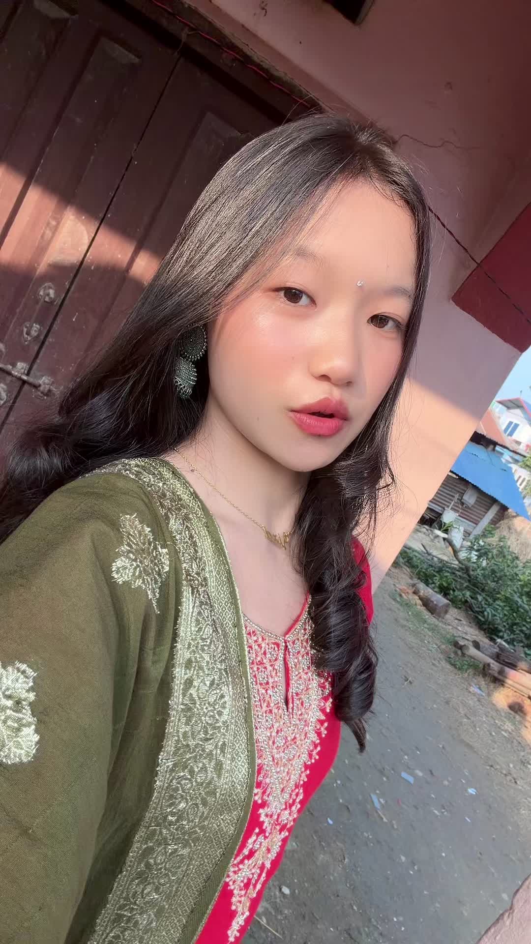 @lizzupizzu