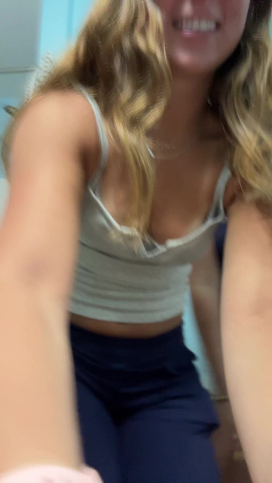 @elleohelle.lol