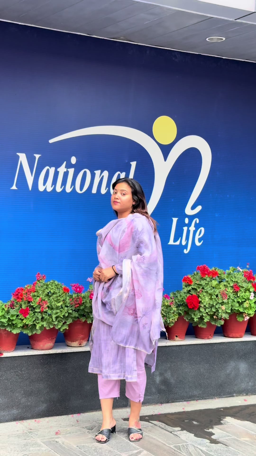 @Tika jaisi 🧿 राधे राधे 🦚🙏