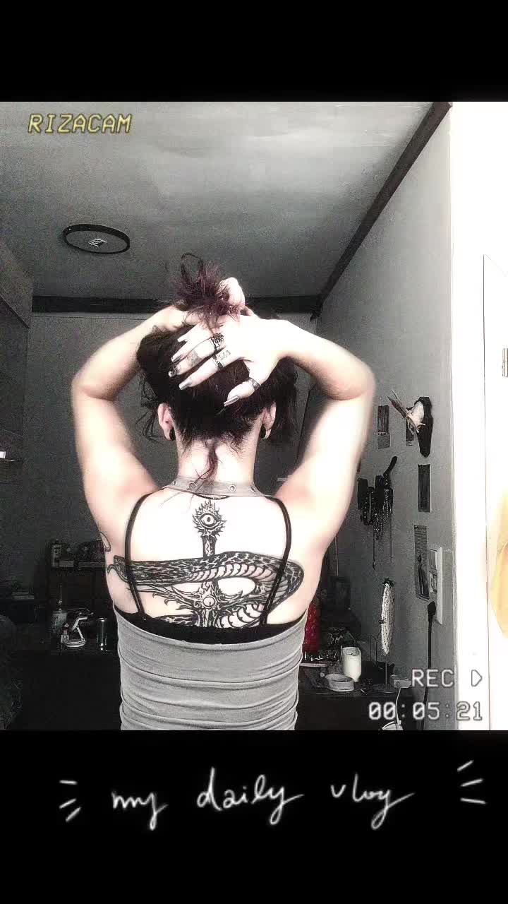 @elisavetmonica