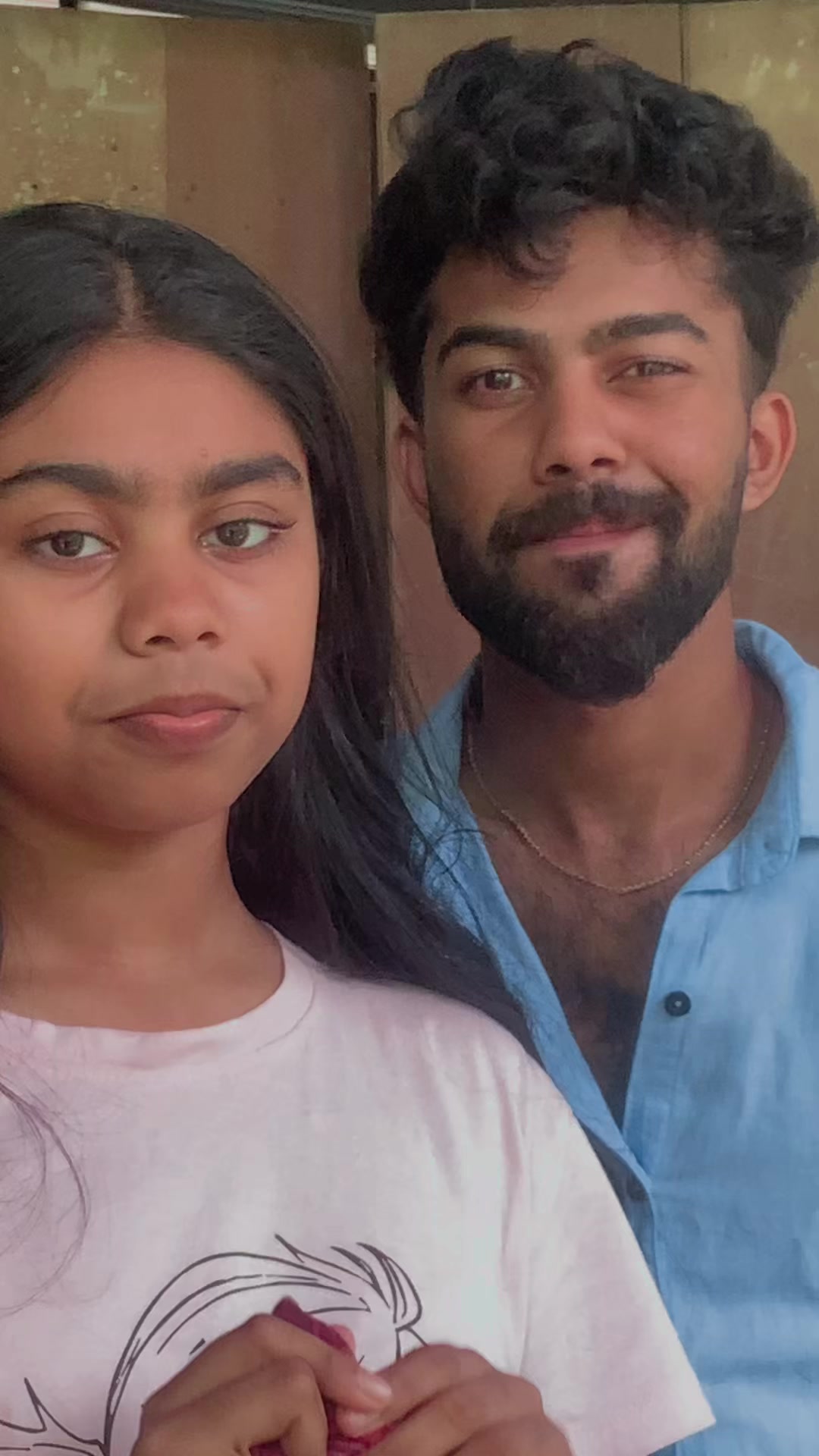 @𝗦𝗛𝗘𝗡 🎶🇦🇪