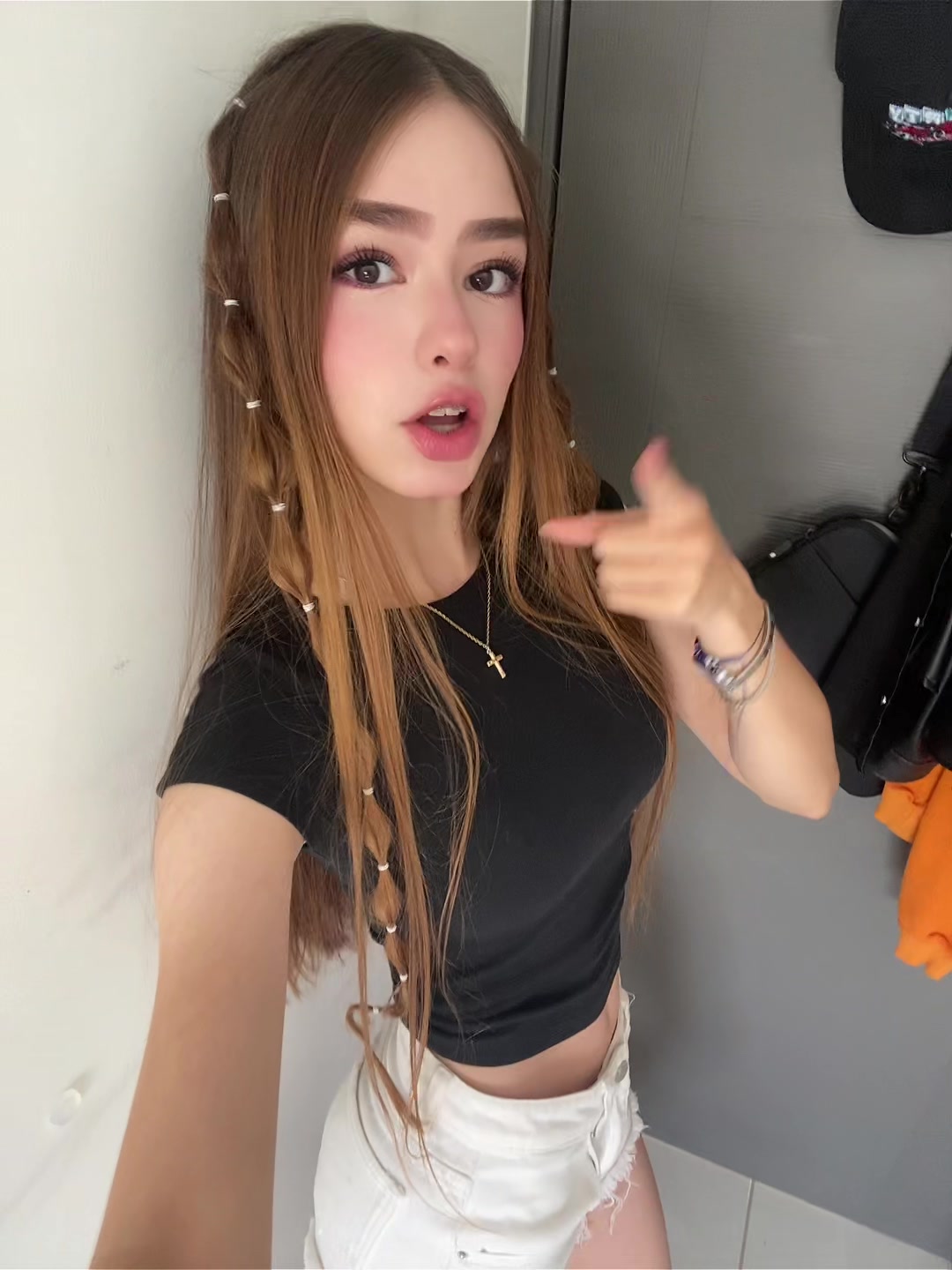 @Miaa