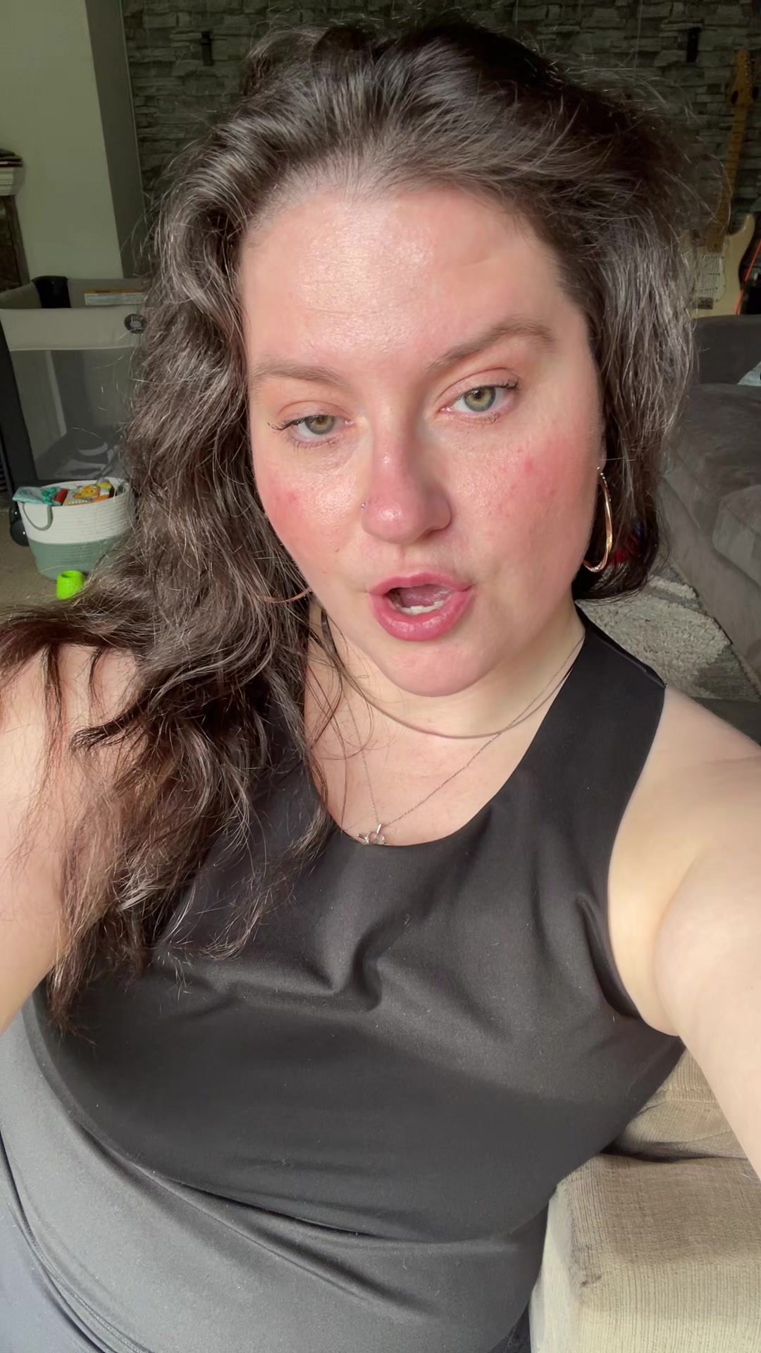 @curvyxo