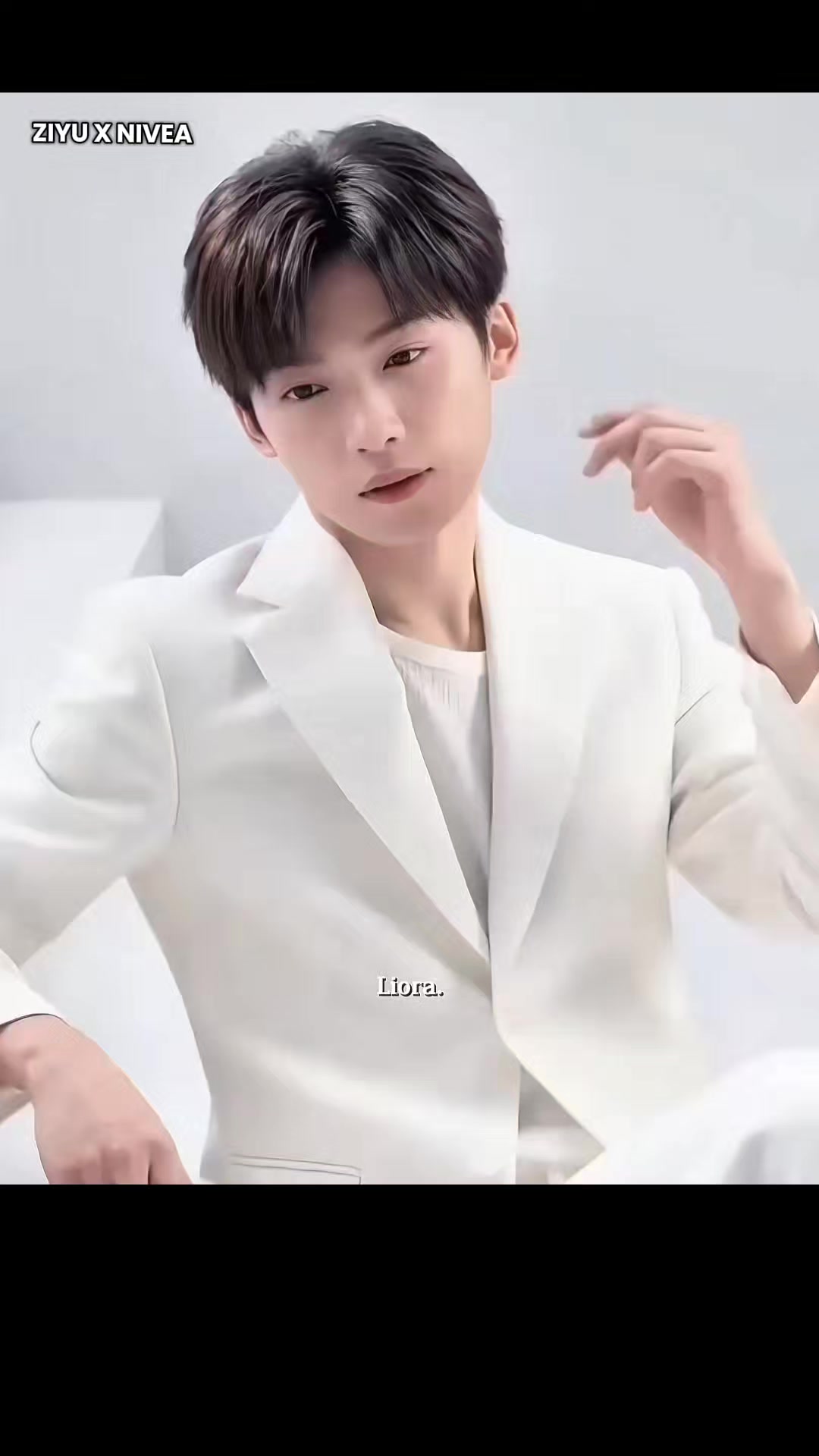 @𝐋 𝐢 𝐨 𝐫 𝐚.