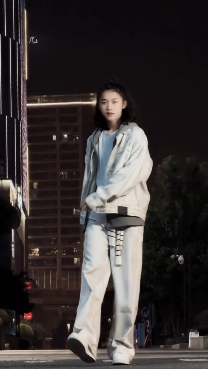 @๐ฅธ๐
๐ซ๐ข๐๐ซ๐๐ง๐ซง