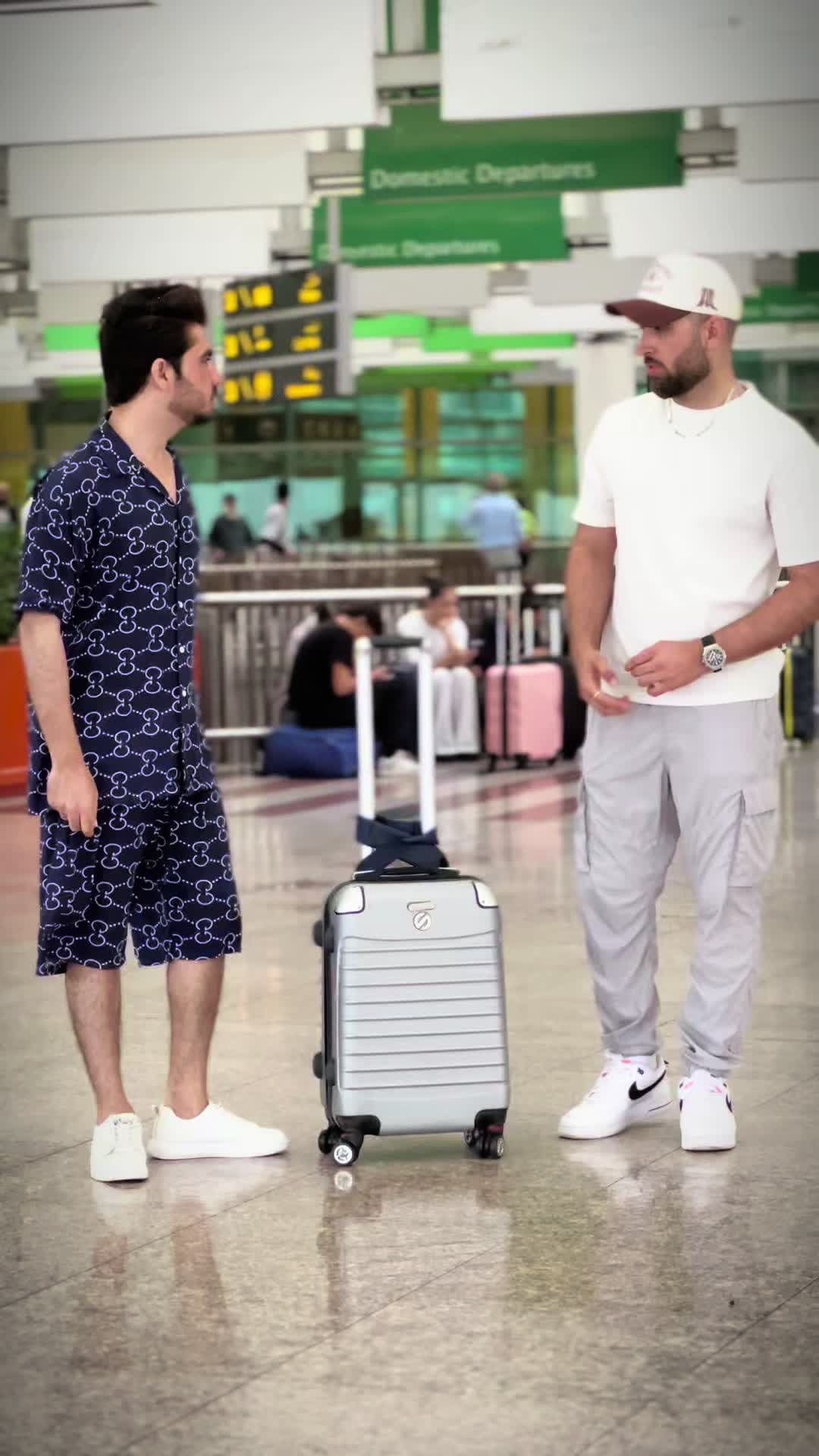 @AyesHasnain❤️