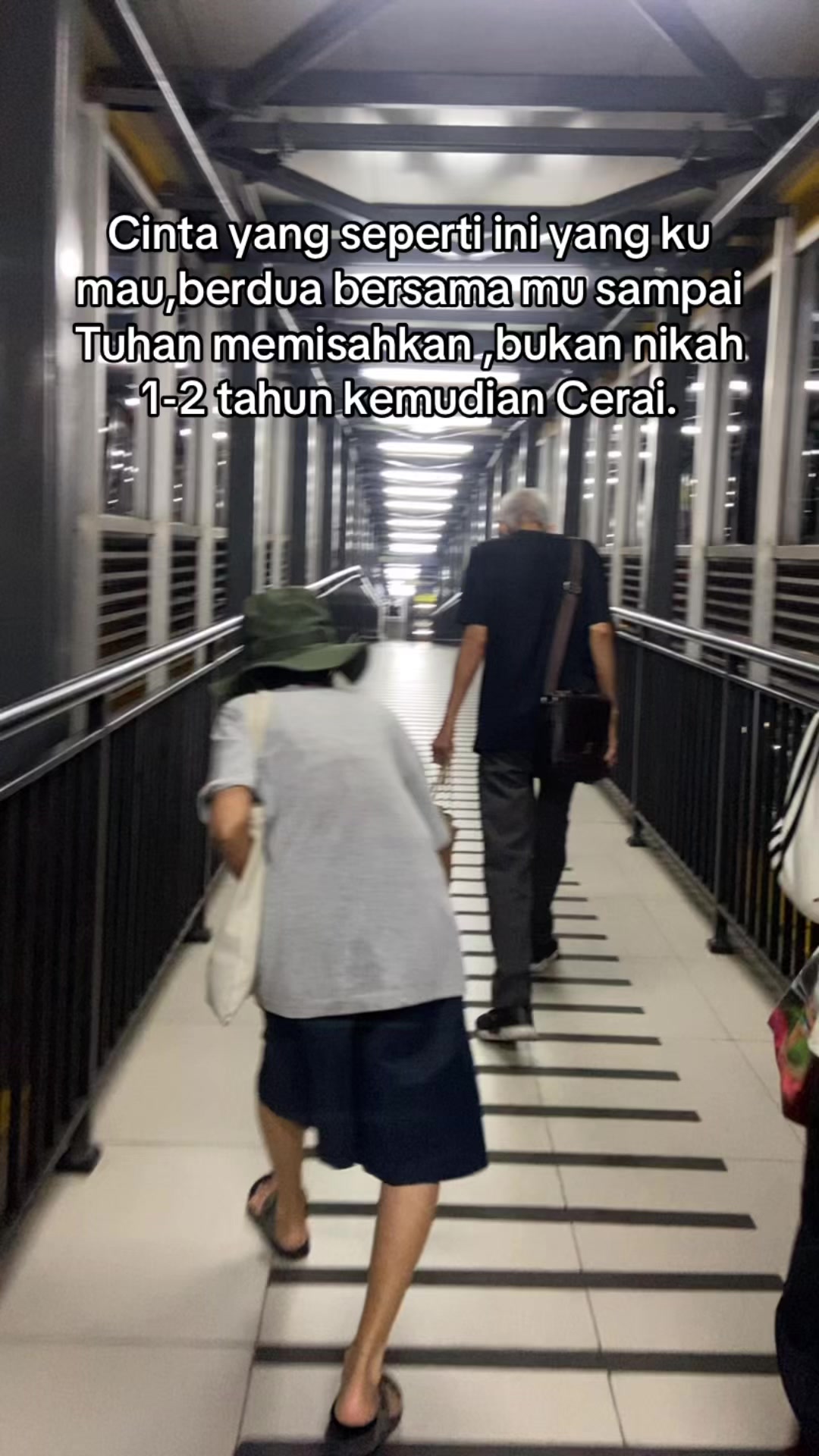 @Si cantik yang JOMBLO