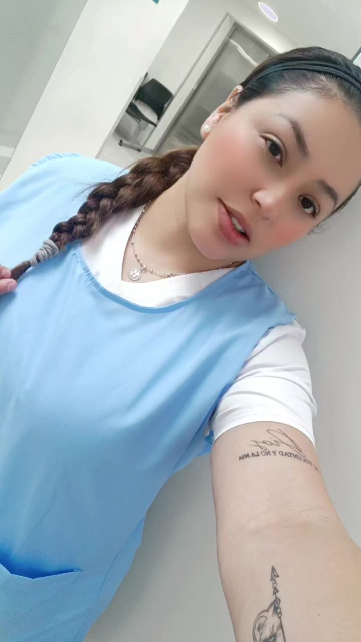 @ANILU🥰