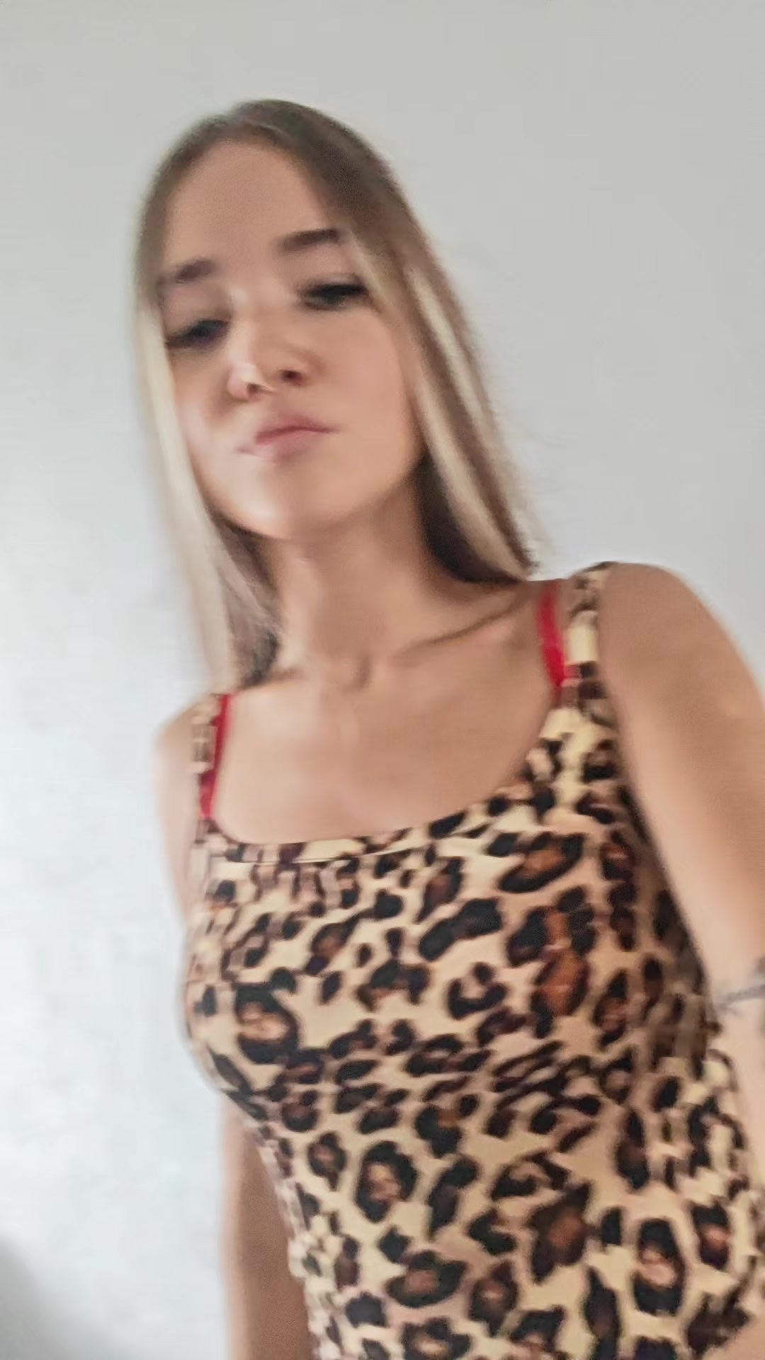 @твоя зая