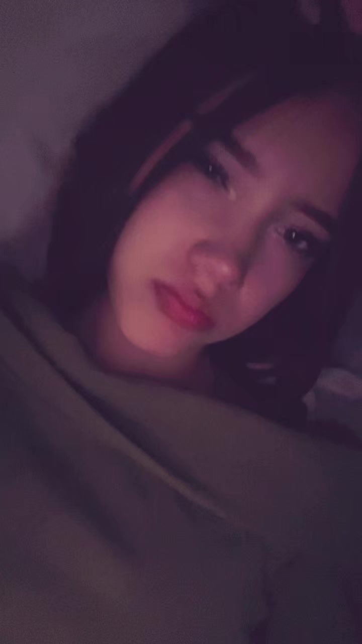 @ℰ