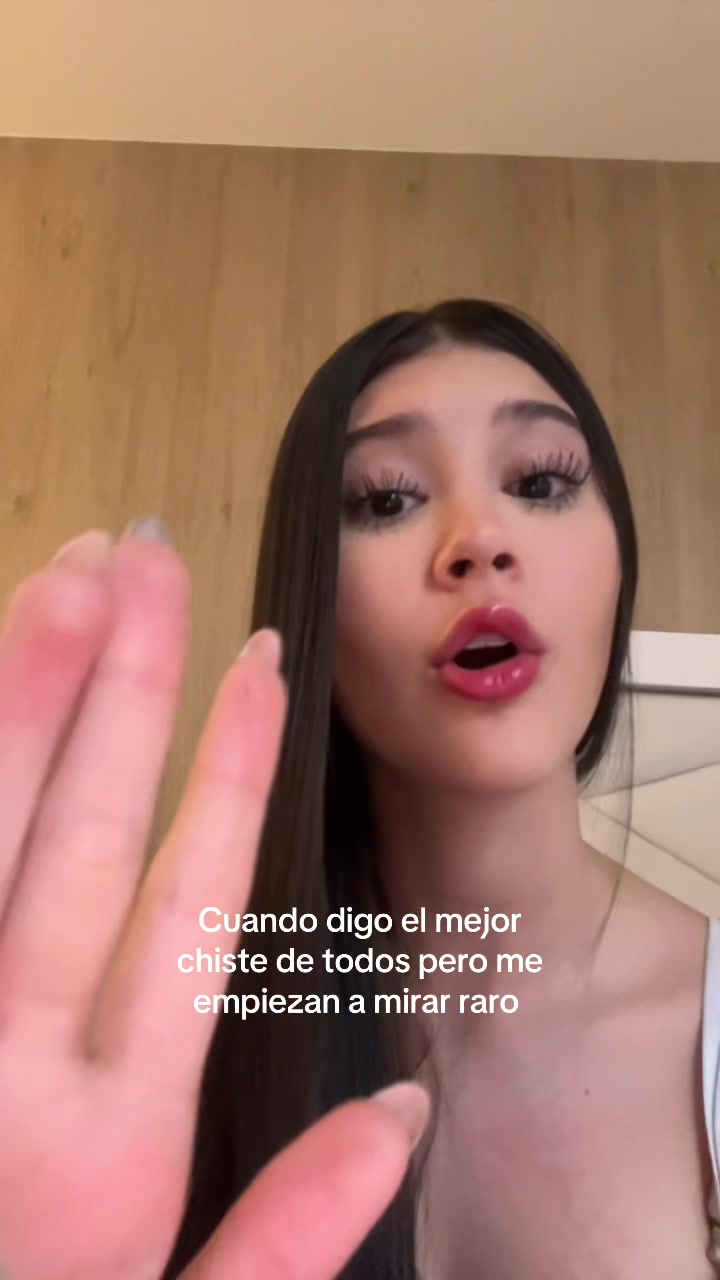 @samanthg._