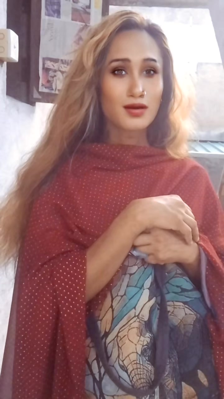 @සන්ජනා සේනානායක