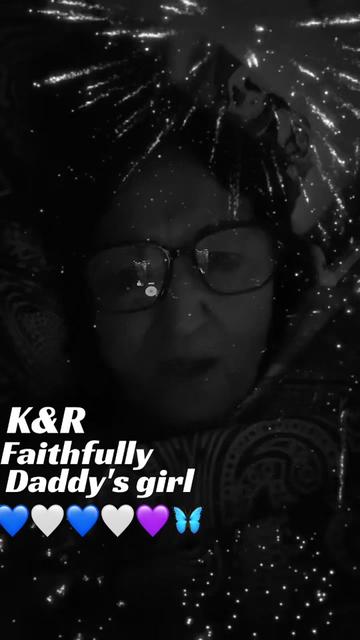 @💙🤍Daddy's girl 💜🦋