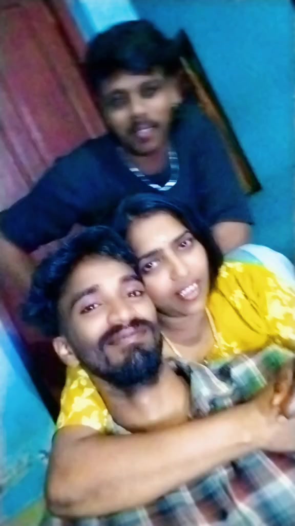 @💃കാത്തു കുറുമ്പി💃