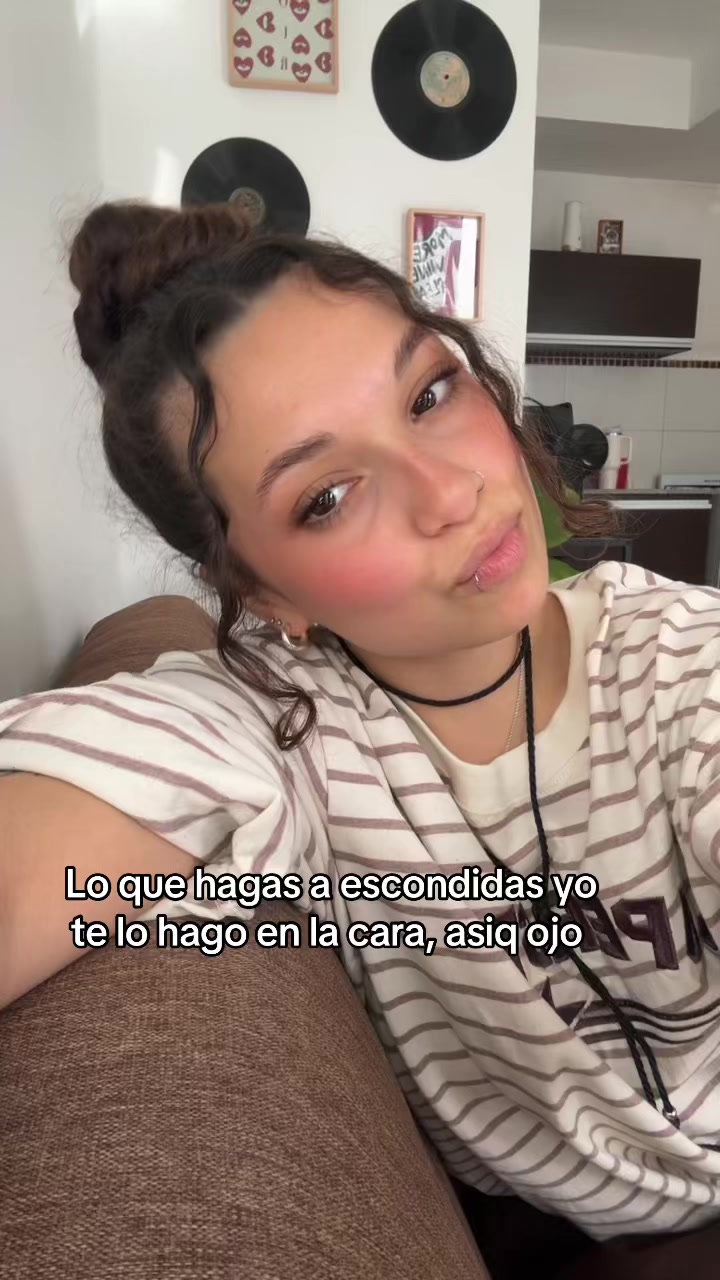 @Vickyschhh