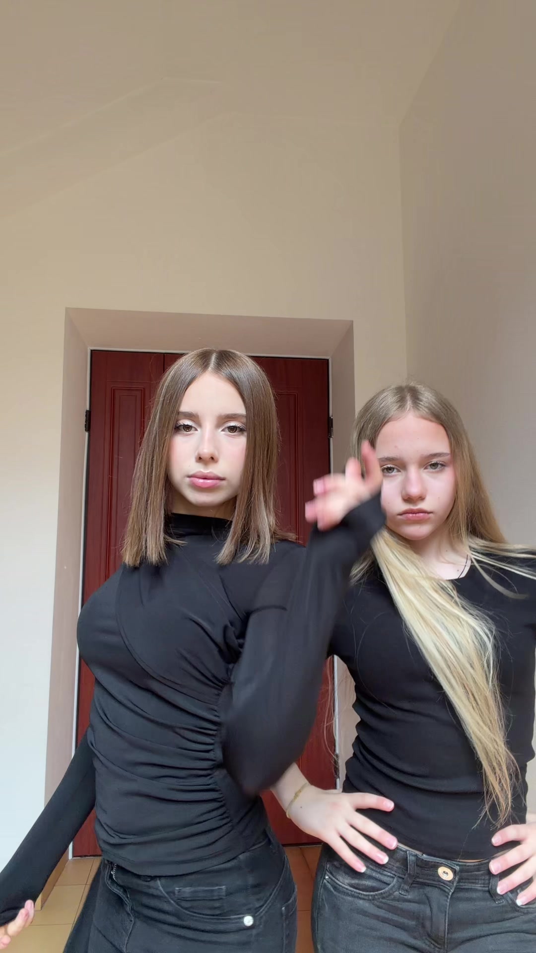 @ка́йндли