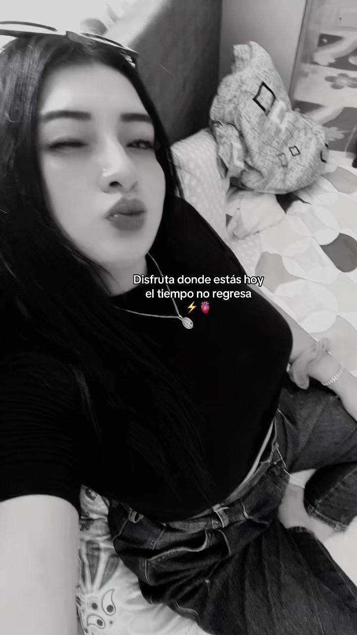 @Mayita ✿✧*̣̩☽⋆