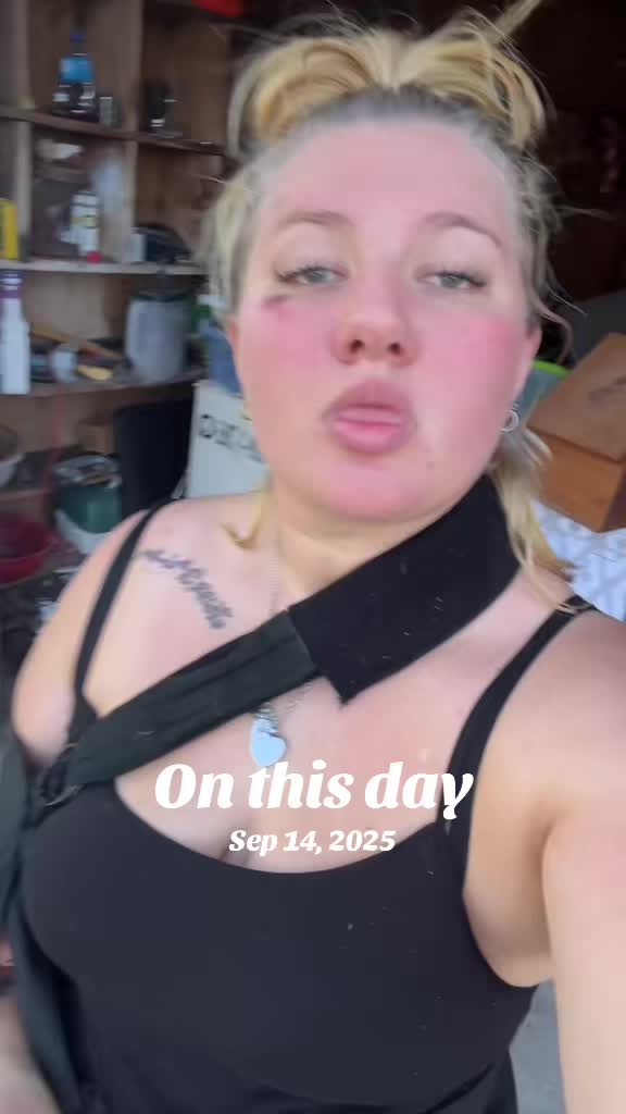 @Lexi😈