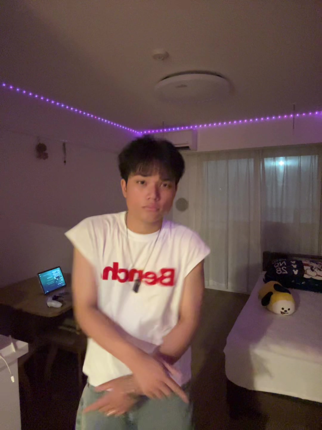 @デセン