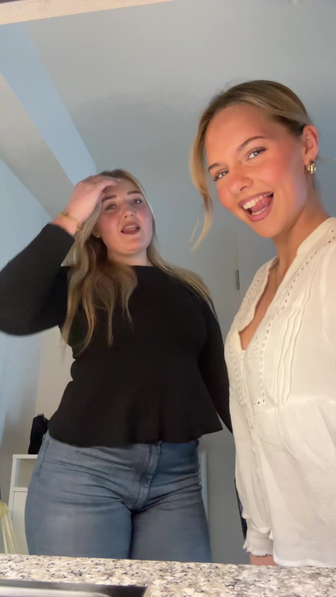 @mialo233