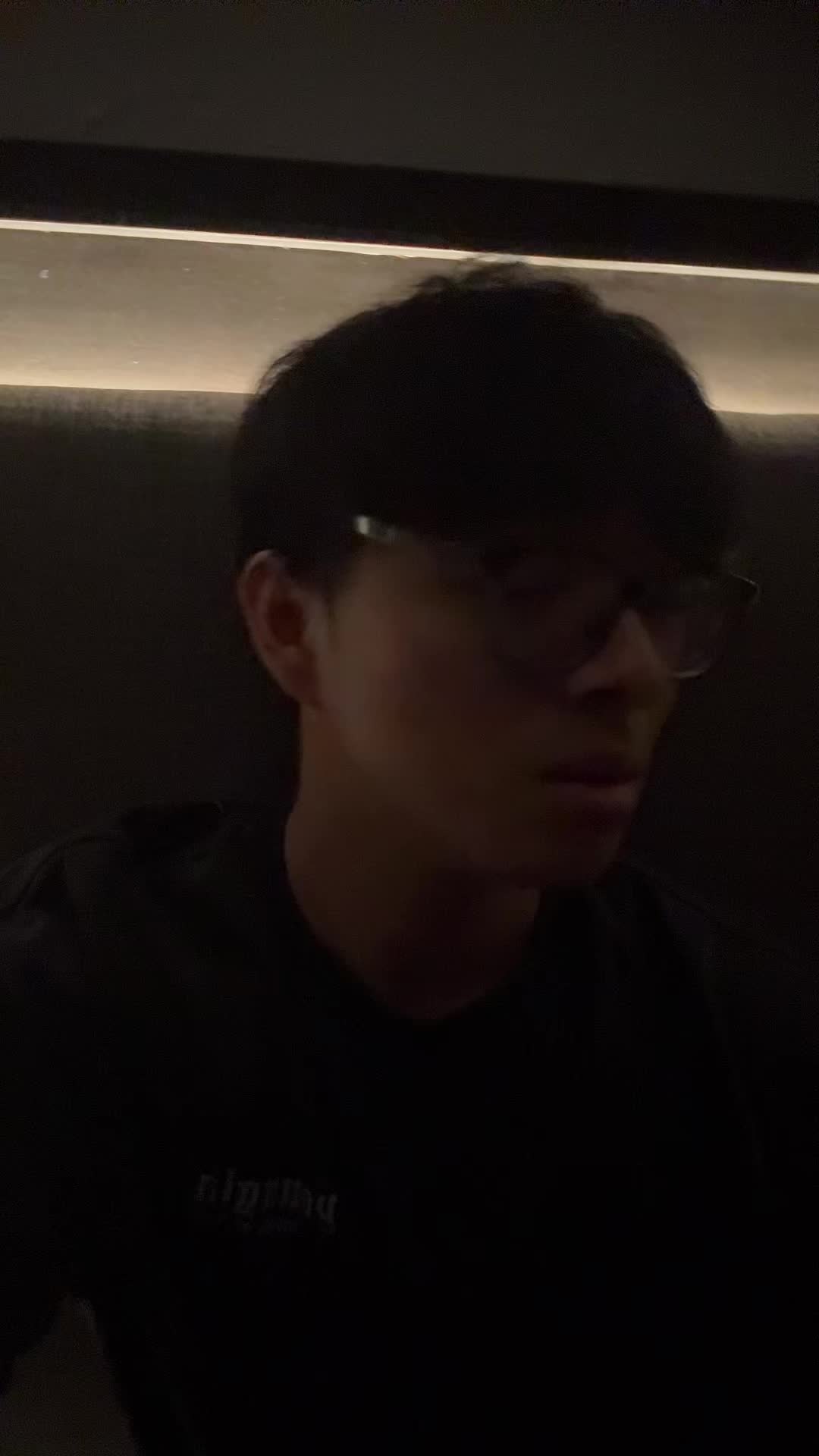 @jqvnzz