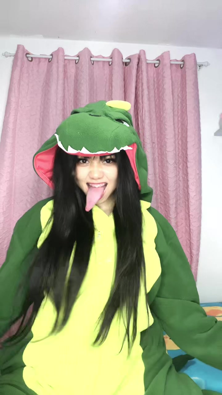 @𝑳𝑬𝑵𝑨𝒀 🐻💫