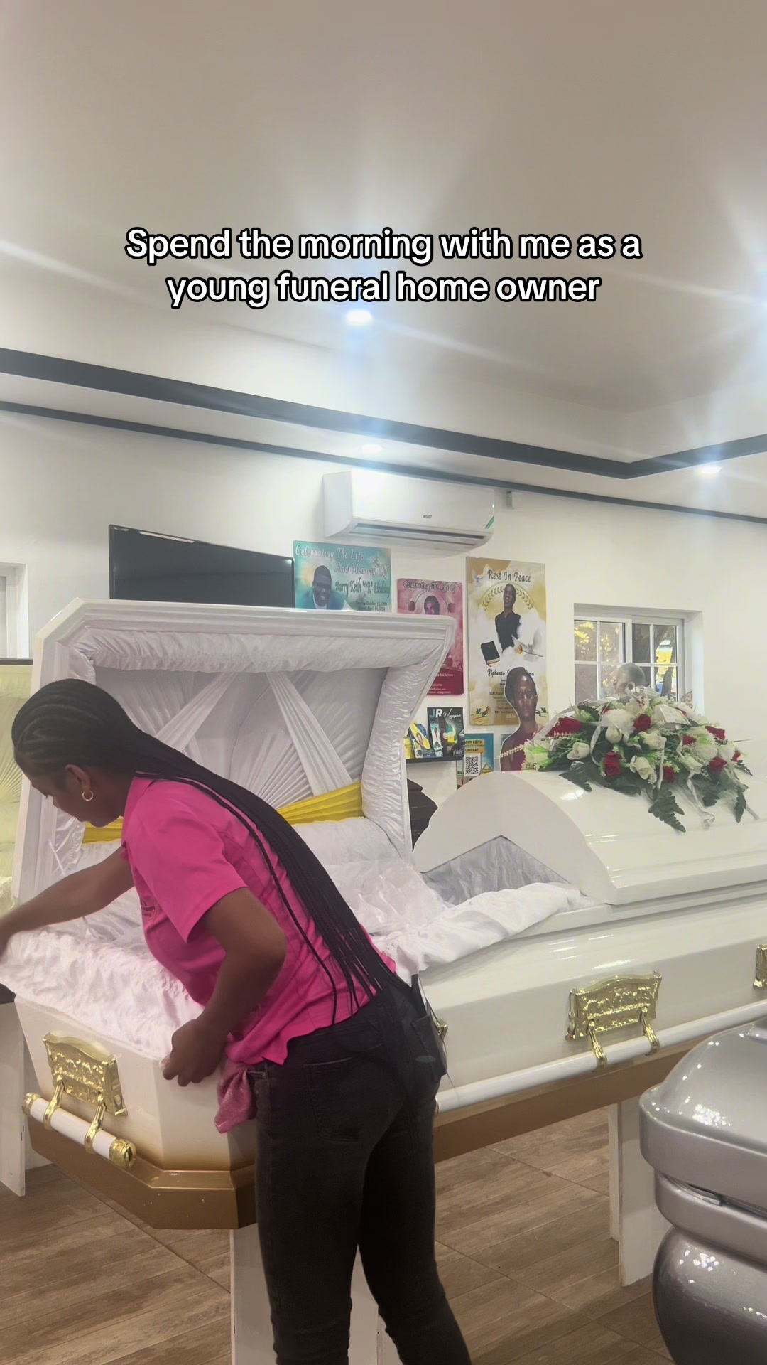 @Miss.FuneralHomeGirl