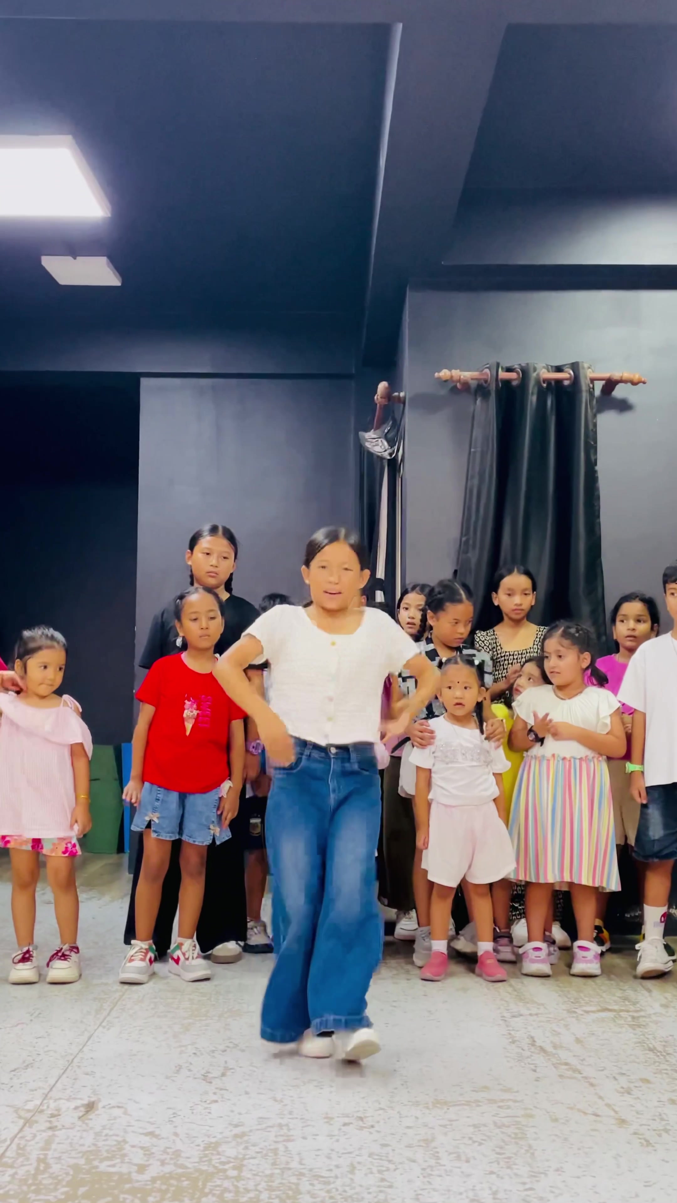 @Flexible Dance School