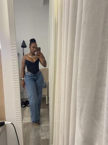 @Emihle