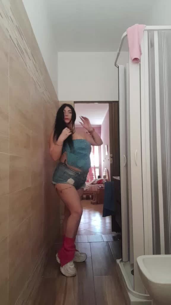 @user1374615302565