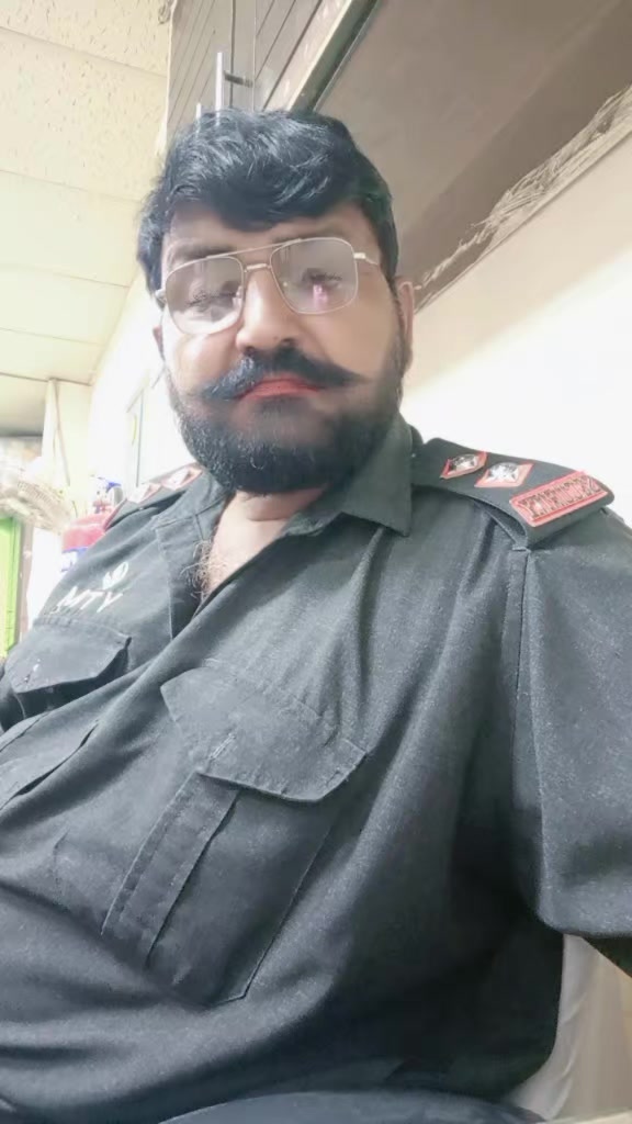 @ghani