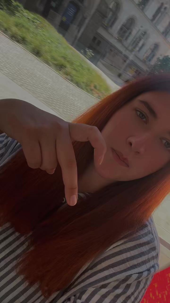 @Sarahsecretgirl01😶&zwj;🌫️