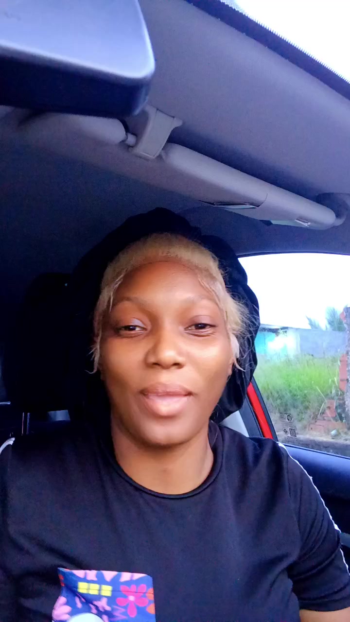@Hoodbarbie_kemyeng